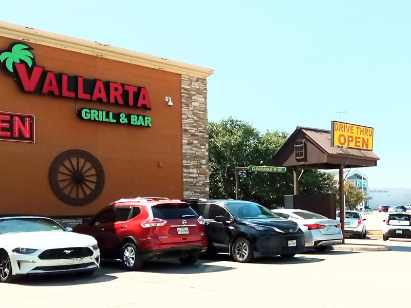 Vallarta Grill & Bar exterior